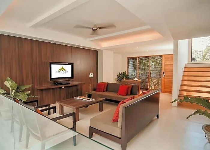 Comfort 2br With Private Pool At Seminyak ホテル 3*