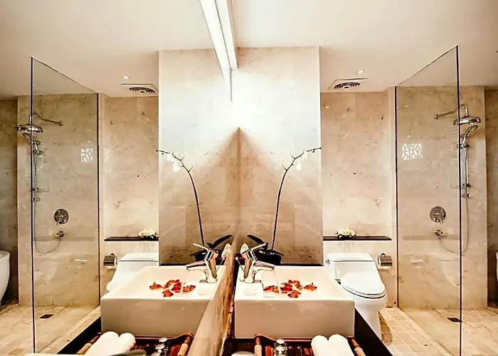 ホテル Comfort 2br With Private Pool At Seminyak バリ島